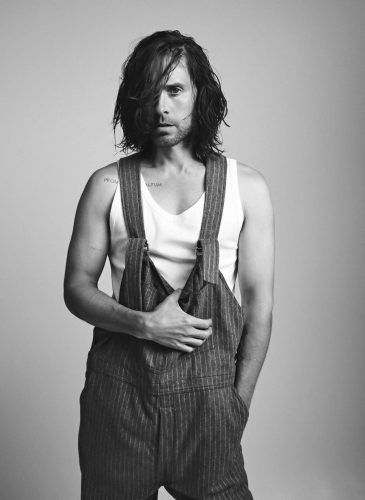 Jared-Leto-in-Gucci-on-LUomo-Vogue-Issue-13-cover-by-Willy-Vanderperre-4